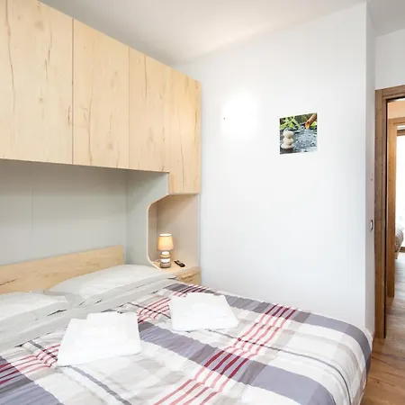 דירה Casa Noemi ליביניו